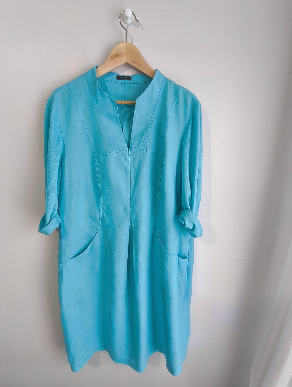 RIANI Bright Turquoise V-Neck Tunic with Pockets